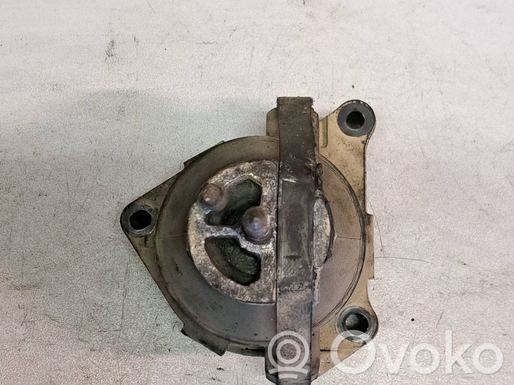 Saab 9-5 Engine mount bracket 
