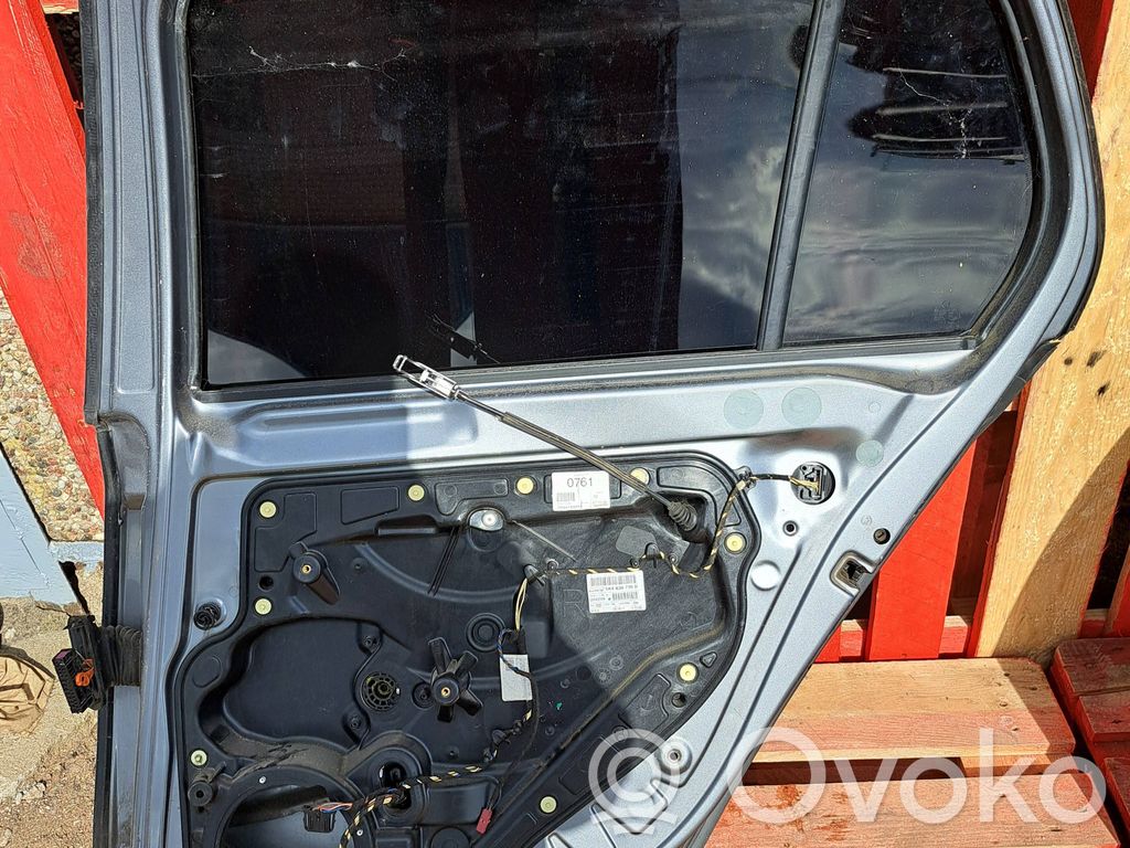 Volkswagen Golf VI Drzwi tylne 