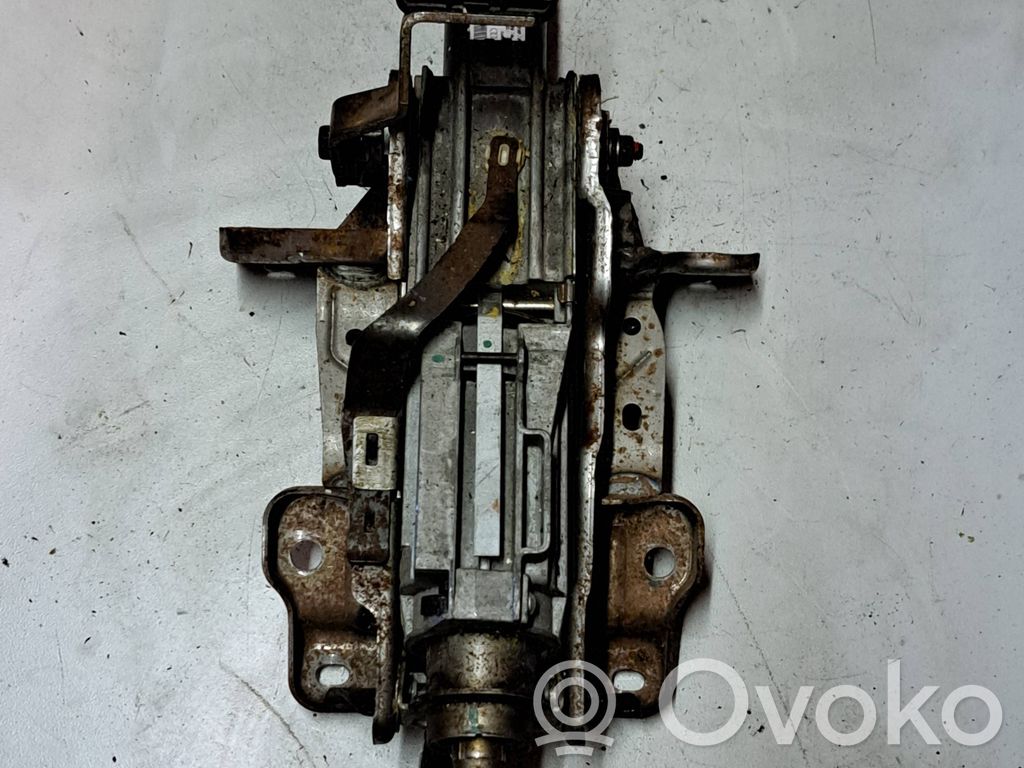 Audi A4 S4 B8 8K Steering wheel axle 