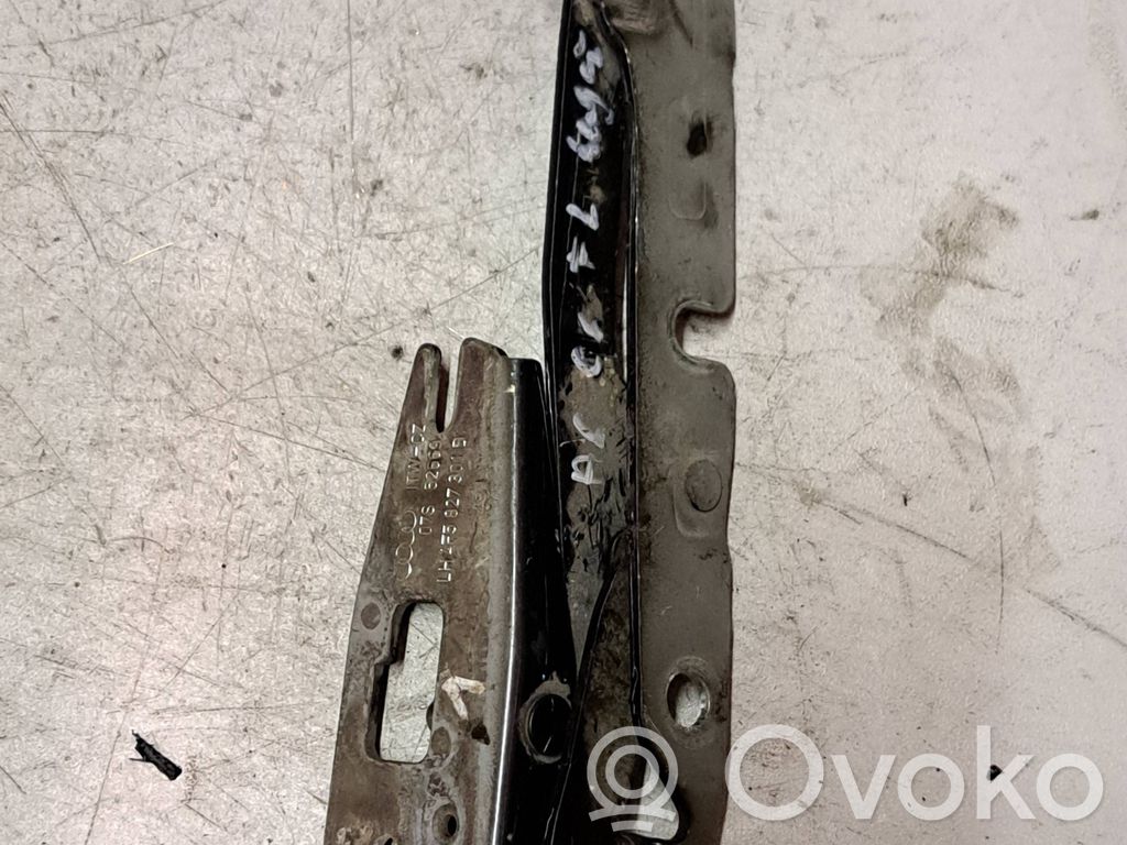 Tailgate/trunk/boot hinge   4F5827301D,52669A