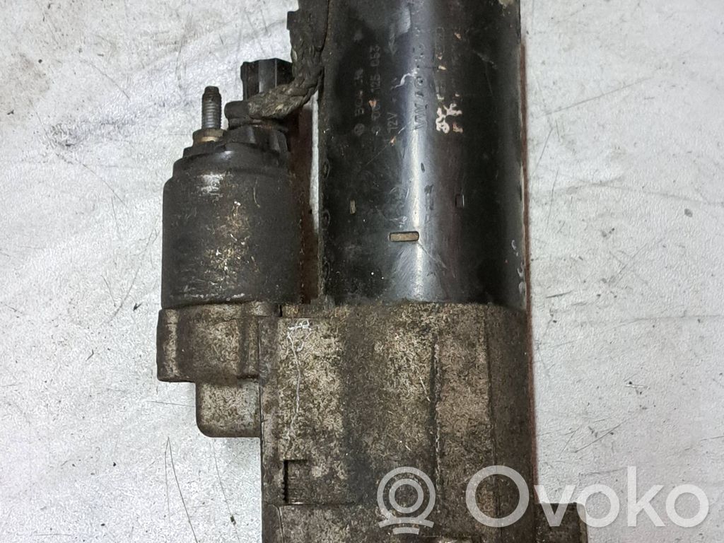 Audi A6 S6 C6 4F Starteris 