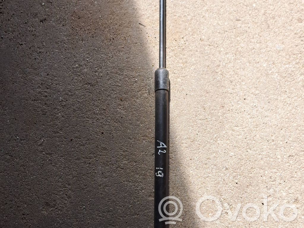 Audi A2 Tailgate/trunk strut/damper 