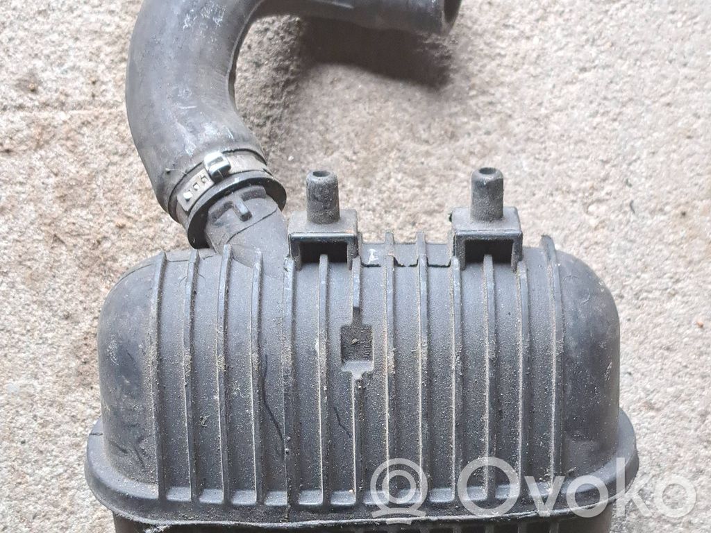 Audi A6 S6 C6 4F Tyhjiösäiliö 
