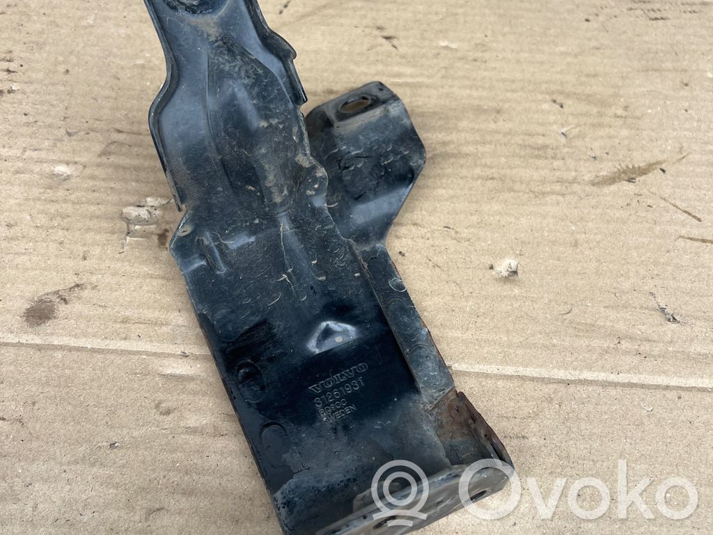 Volvo XC60 Uchwyt / Mocowanie chłodnicy 