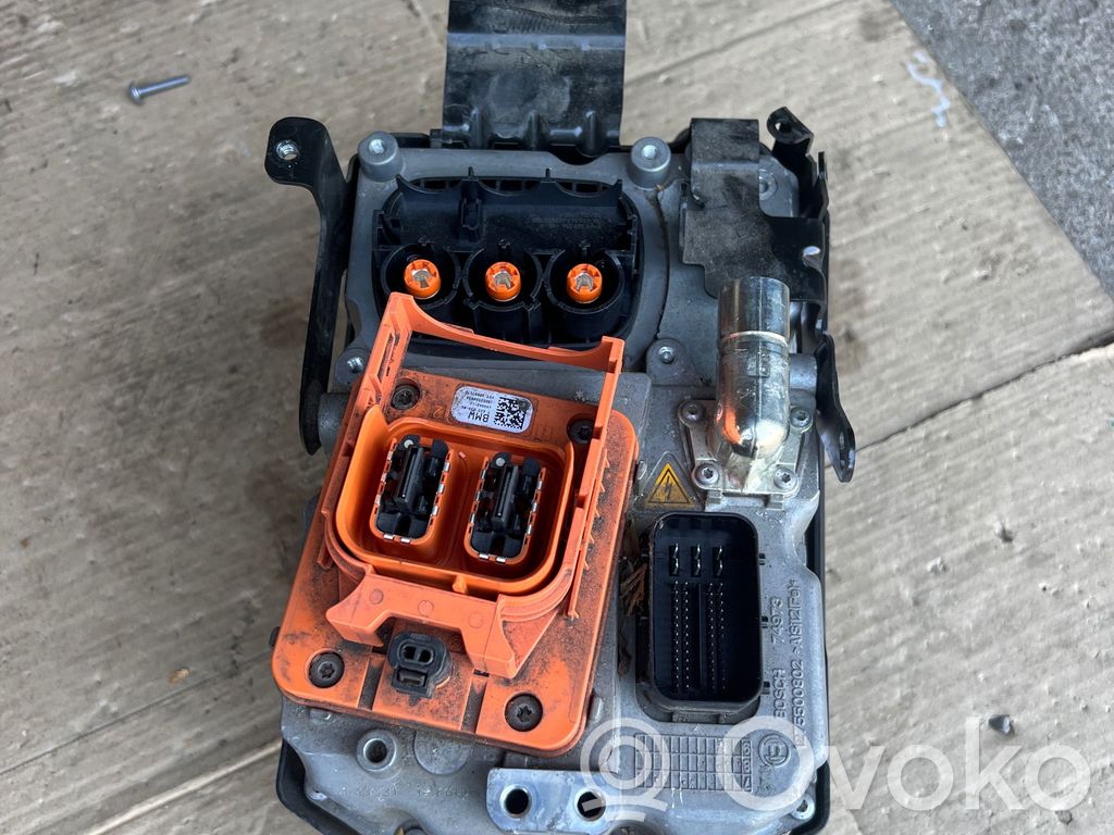 BMW 5 G30 G31 G38 Falownik / Przetwornica napięcia 