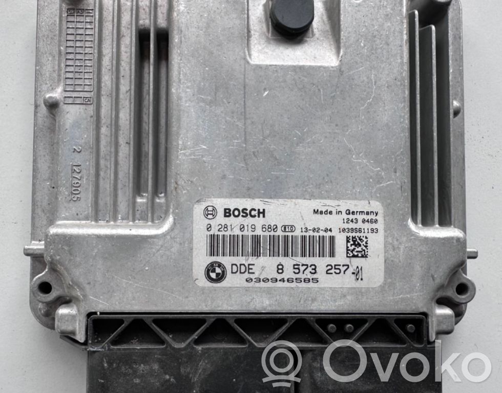 BMW 3 F30 F35 F31 Dzinēja vadības bloks 