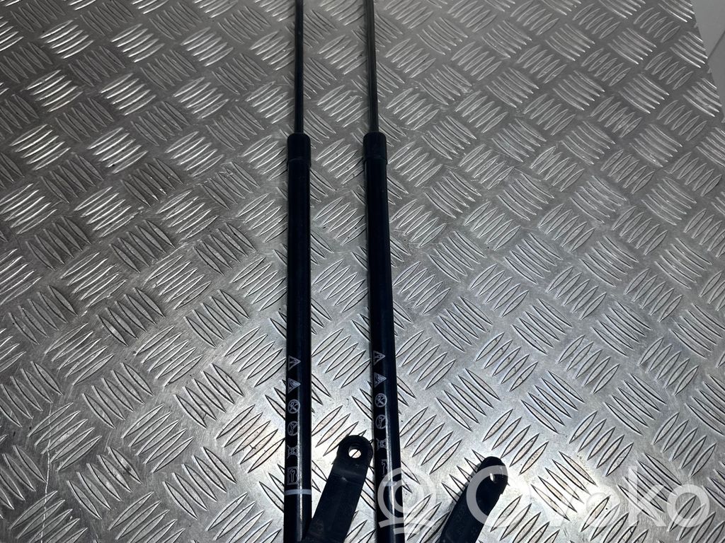 Audi A3 8Y Tailgate strut 