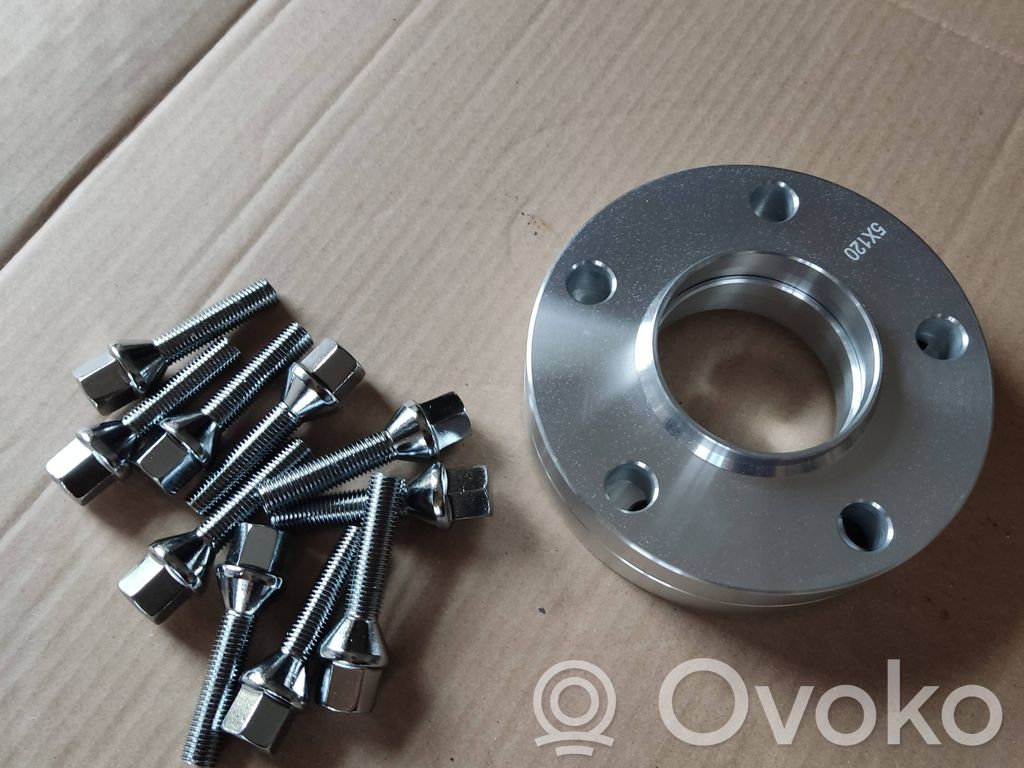 Wheel spacers
