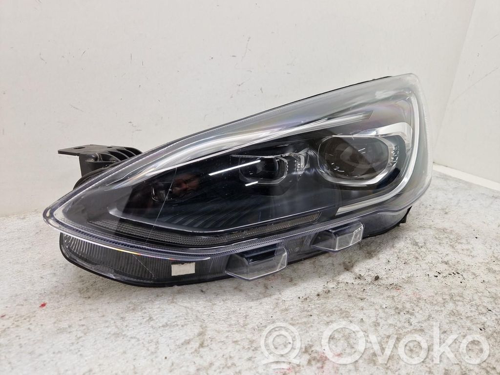 Ford Focus Headlight/headlamp 