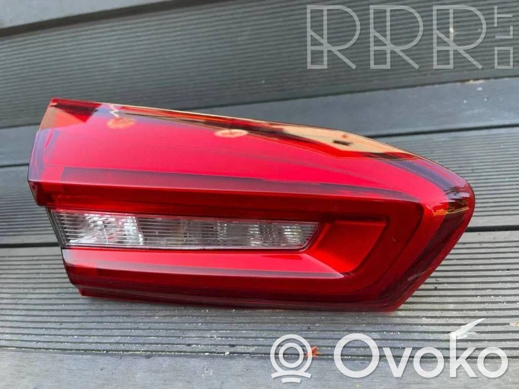 Ford Focus Takaluukun takavalot 