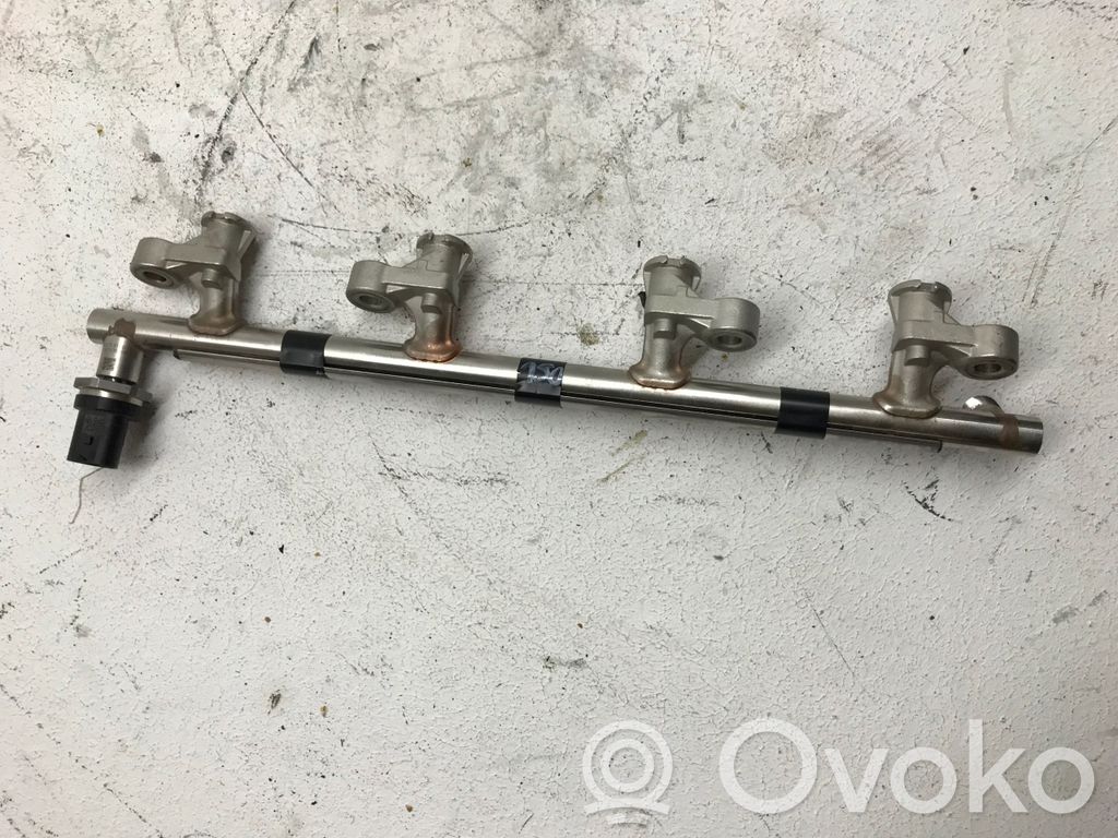 Mazda CX-30 Fuel main line pipe 