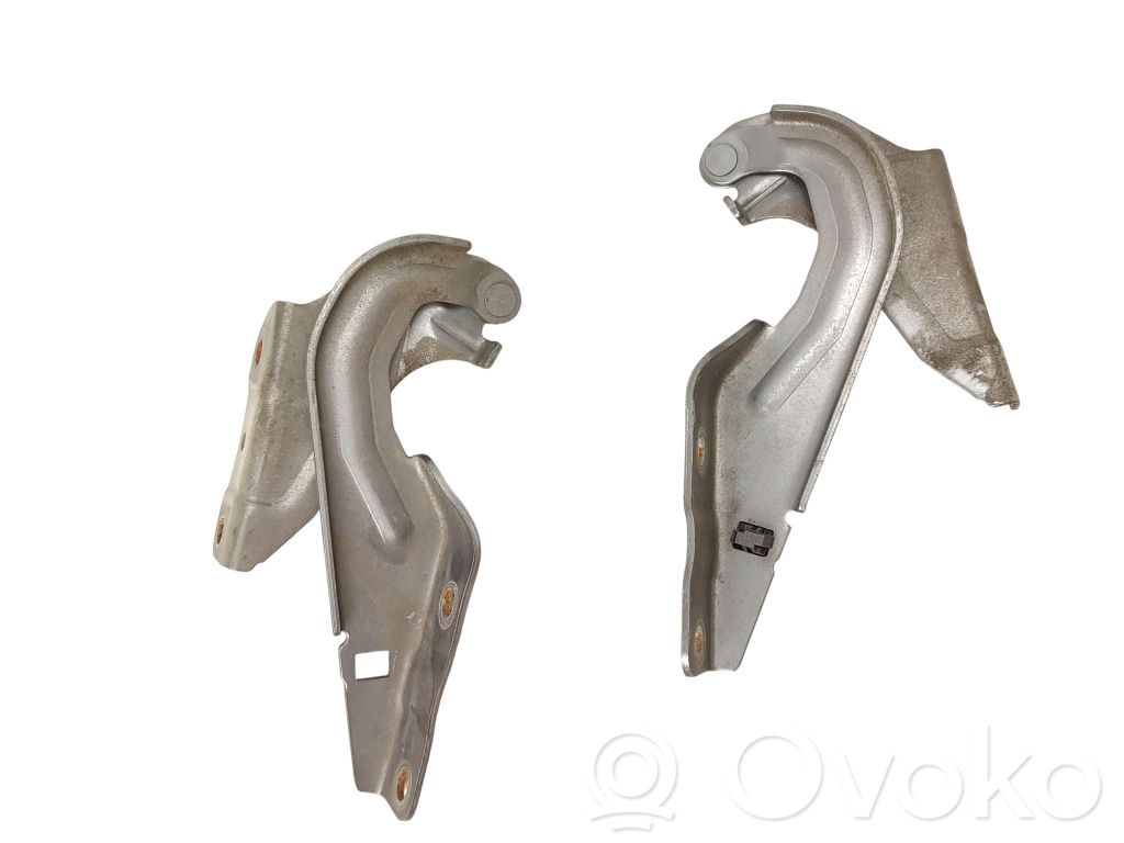 Mitsubishi Outlander Engine bonnet/hood hinges 