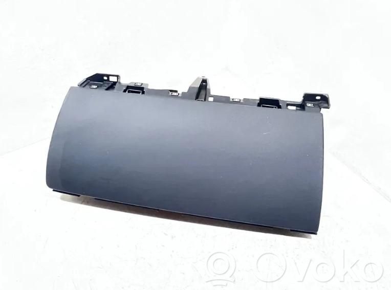 Tesla Model Y Handschuhfach 