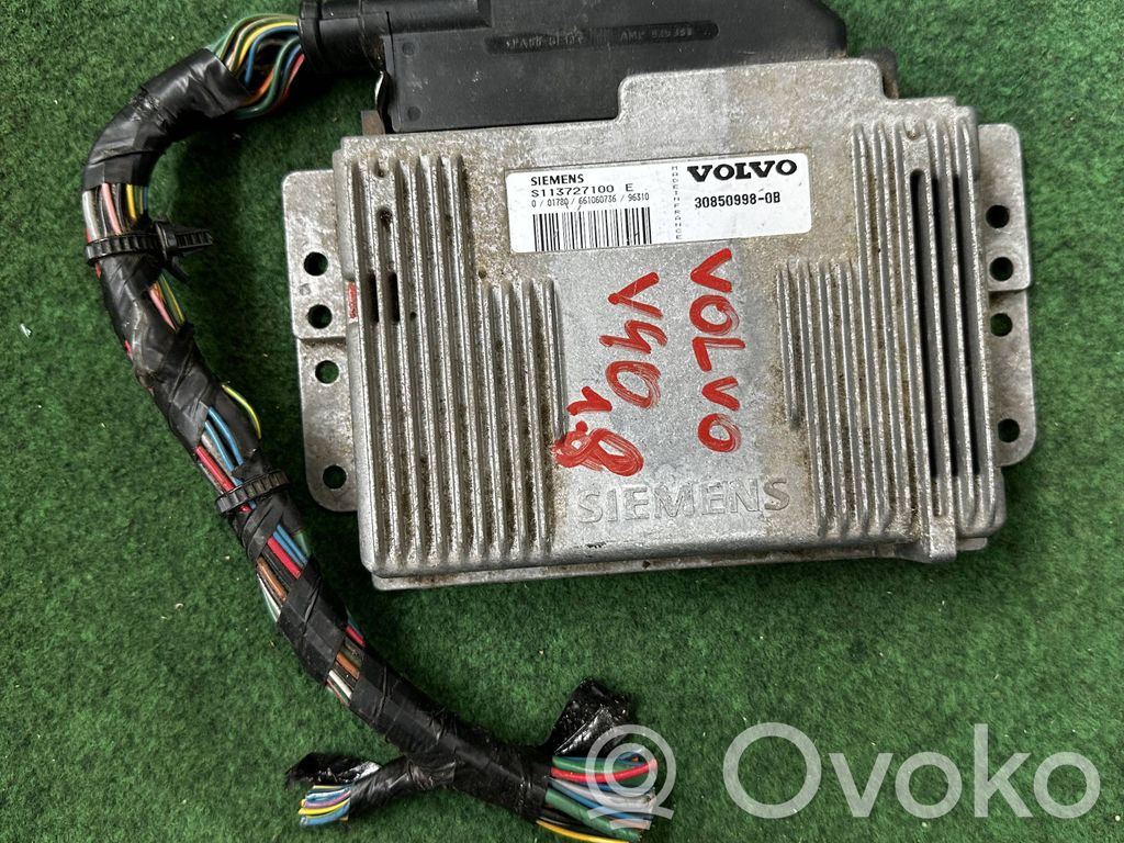 Volvo S40, V40 Engine control unit/module 