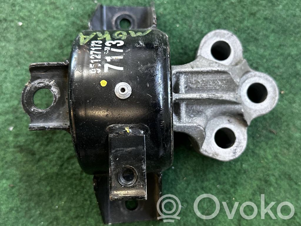Engine mount bracket   573AY9000