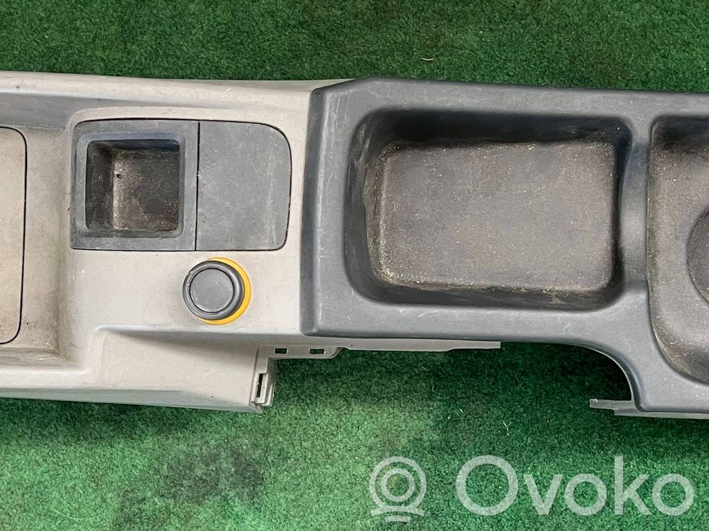 Renault Kangoo II Consolă centrală 