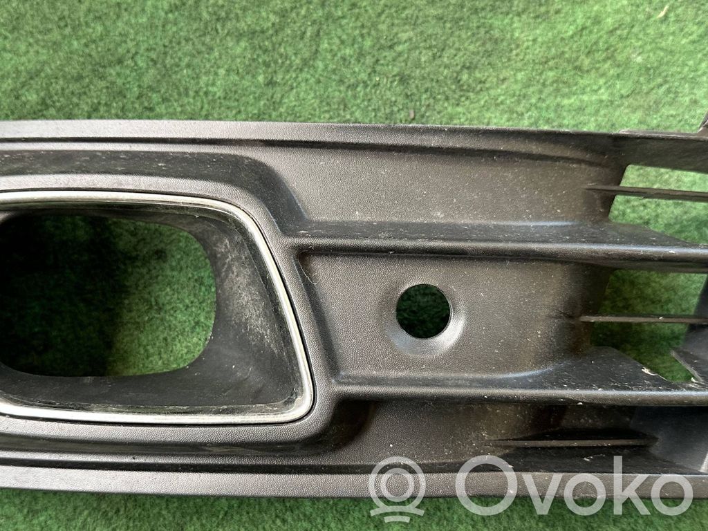 Etusumuvalon ritilä   261A35462R
