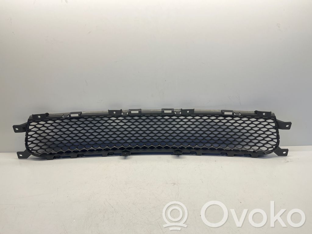Front bumper lower grill   68320617AA