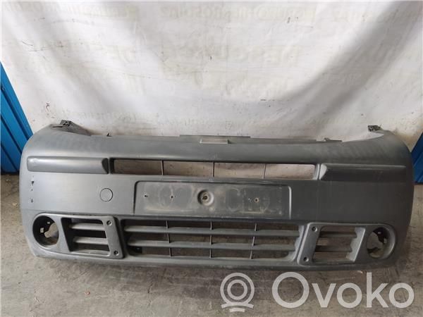 Renault Trafic II (X83) Paraurti anteriore 