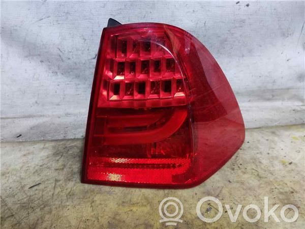 Lámpara de faros/luces traseros   7289432