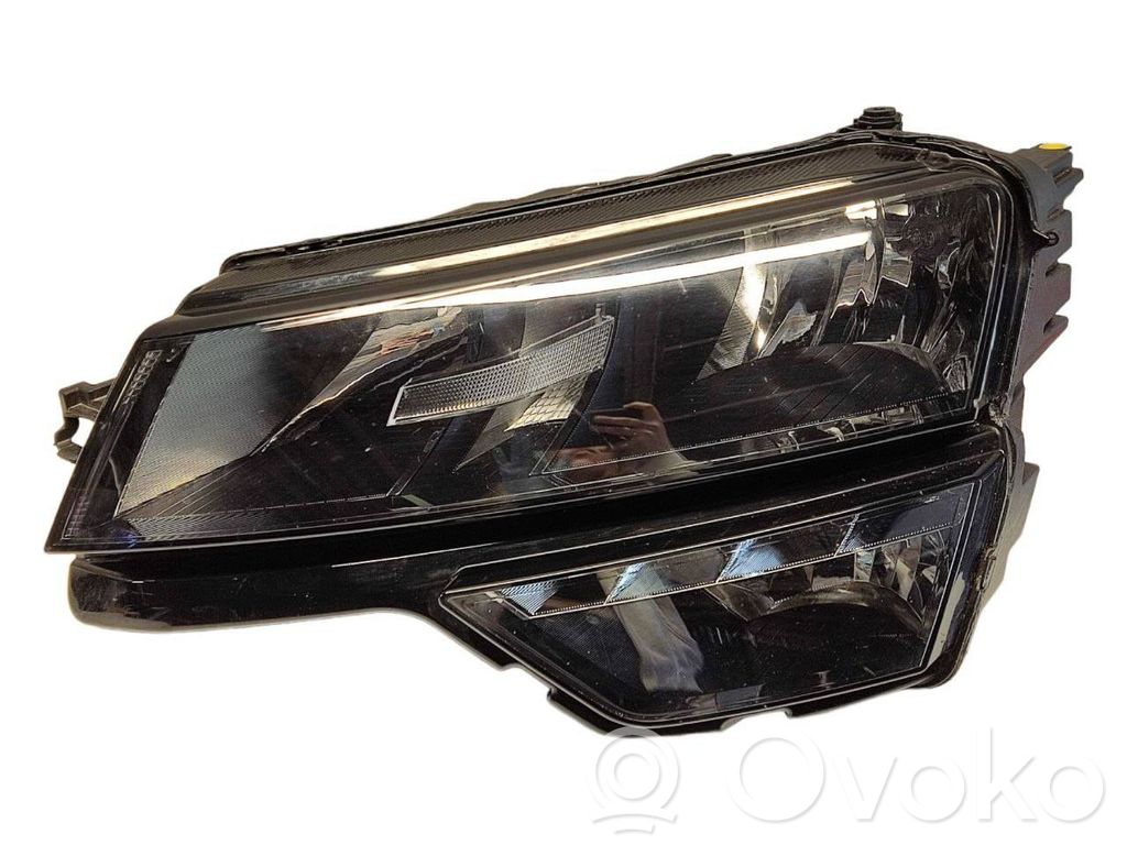 Skoda Karoq Lampa przednia 