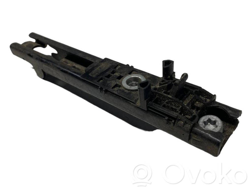 Ford Focus Sicherheitsgurthöhenversteller 