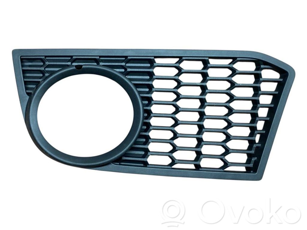 BMW 5 F10 F11 Priešrūkinio žibinto apdaila/ grotelės 