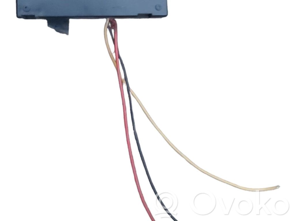 Audi A8 S8 D2 4D Antenos stiprintuvas 