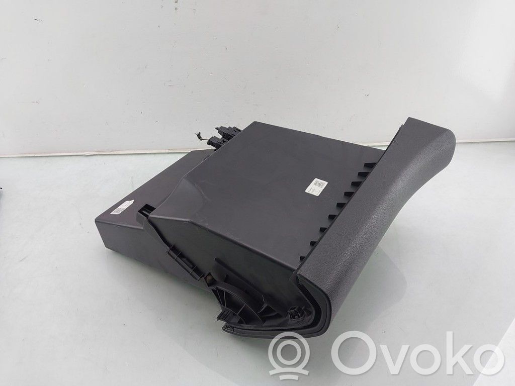 Opel Combo E Glove box 