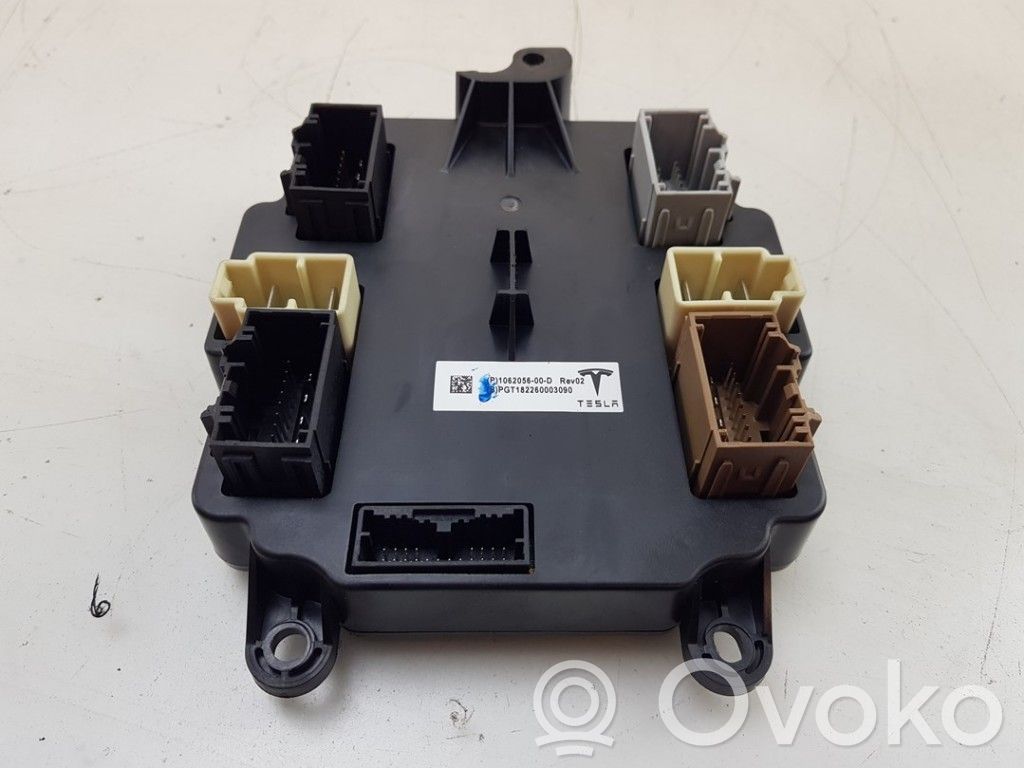 Tesla Model X Door central lock control unit/module 