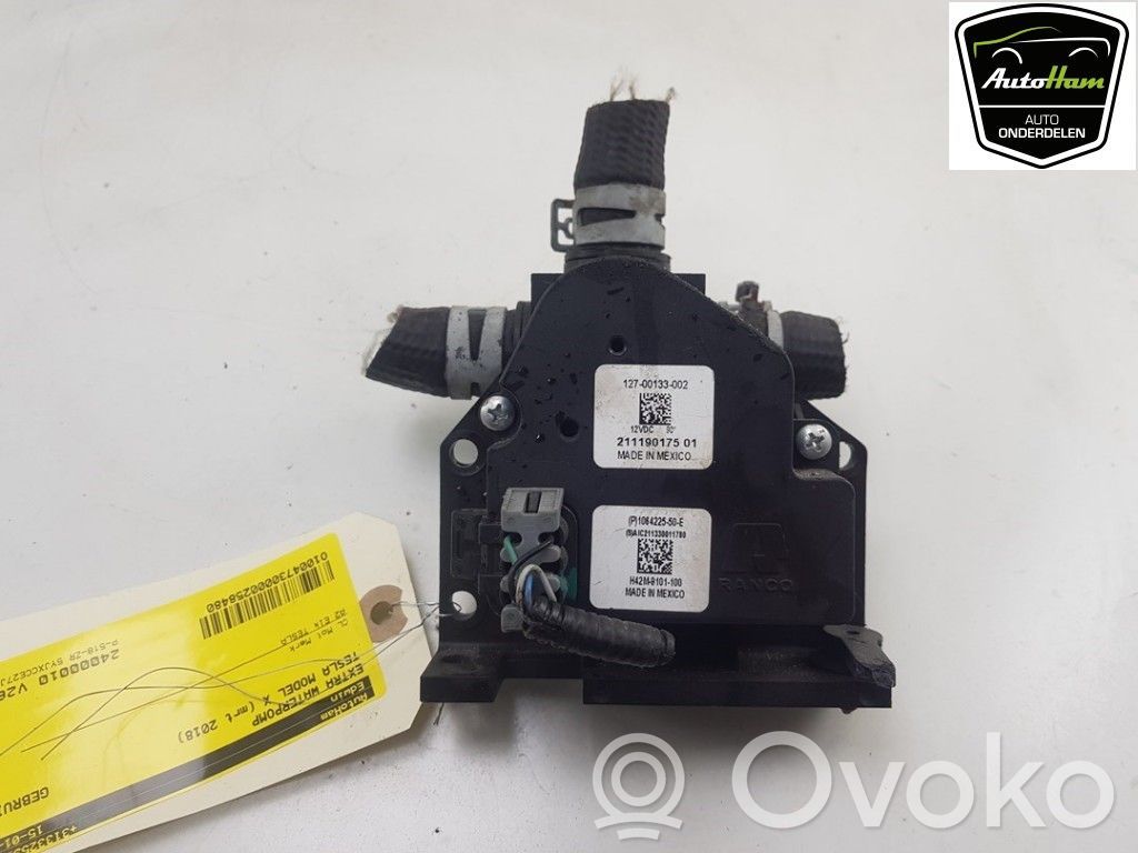 Tesla Model X Water pump 