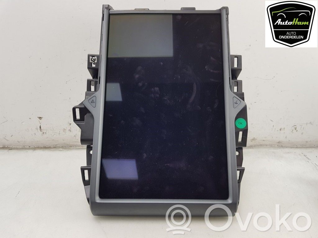 Tesla Model X Head unit multimedia control 