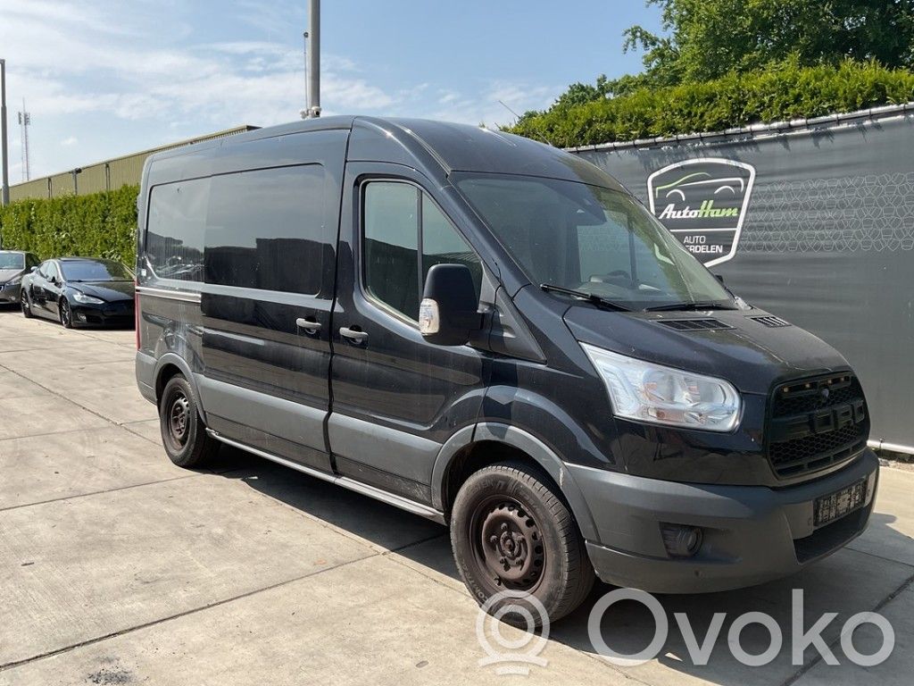 Ford Transit Sparnas 