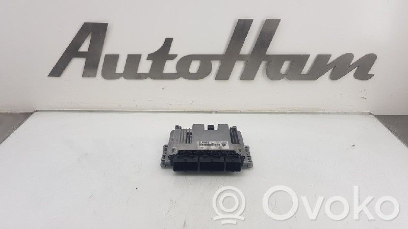 Unidad de control/módulo del motor   0281032811,237106319R,0281032811,237106319R,237107632R