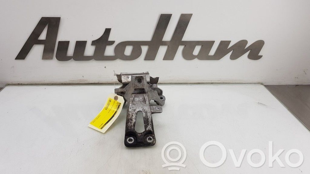 Audi A6 S6 C7 4G Engine mount bracket 