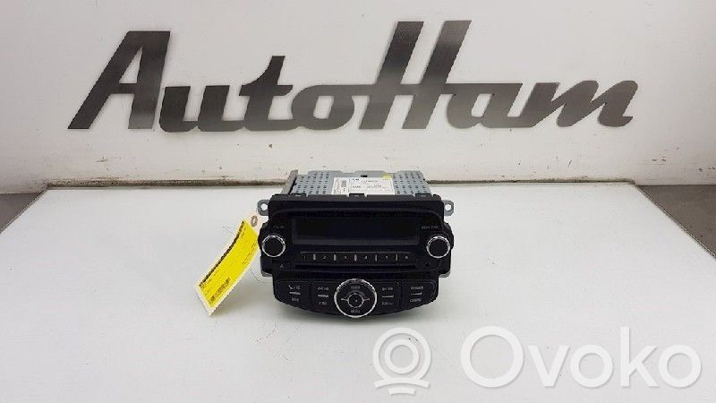 Opel Adam Panel / Radioodtwarzacz CD/DVD/GPS 