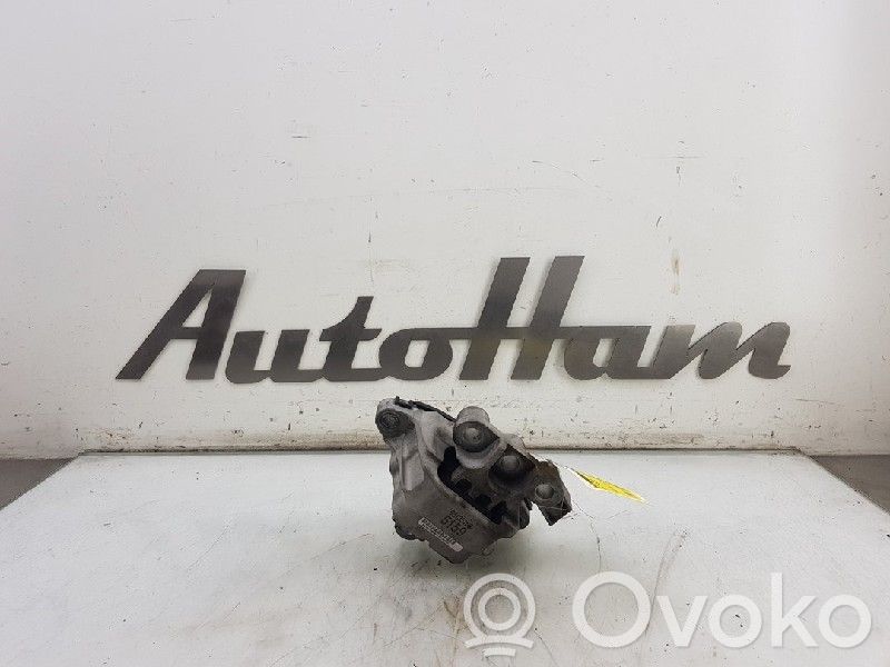 Opel Mokka Engine mount bracket 
