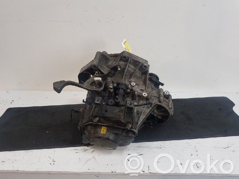 Volkswagen Fox Automatyczna skrzynia biegów 