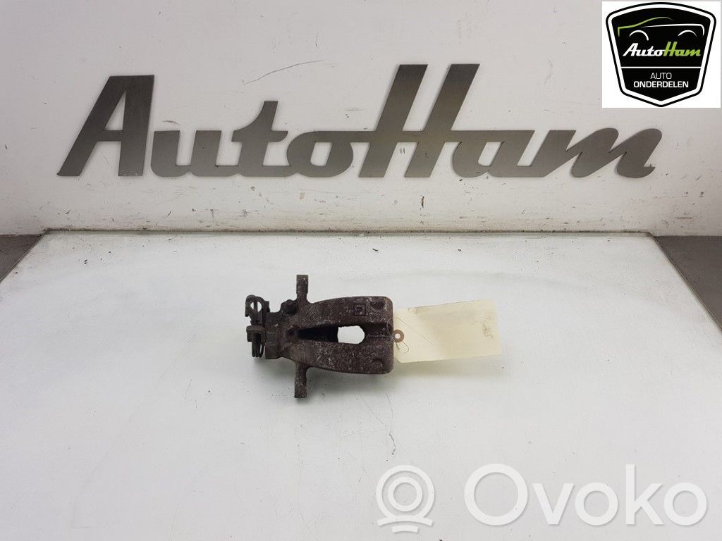 Opel Corsa E Задний суппорт 