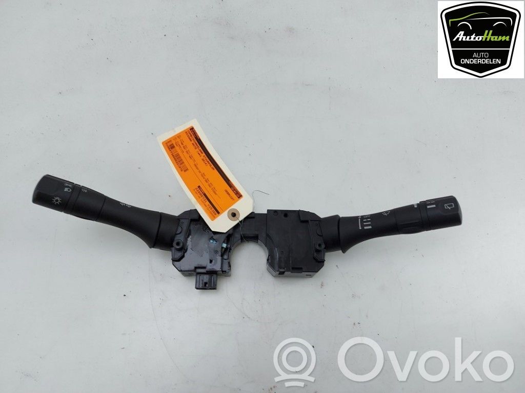 Nissan Note (E12) Stūres pogas / slēdži 