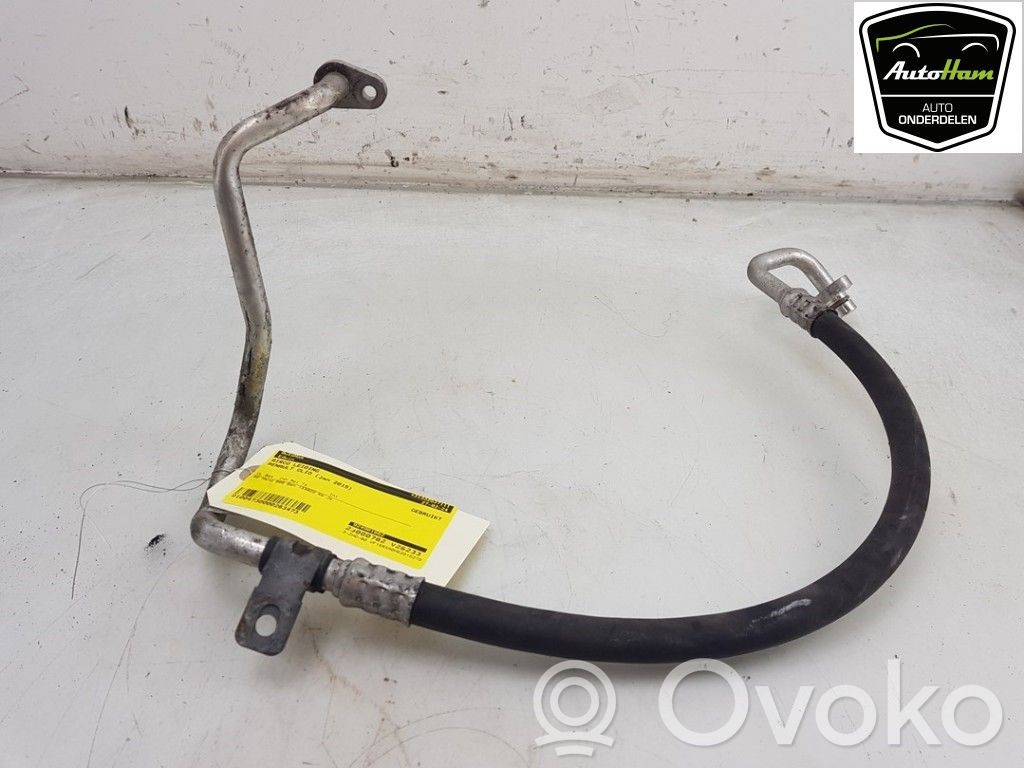 Renault Clio IV Ilmastointilaitteen putki (A/C) 