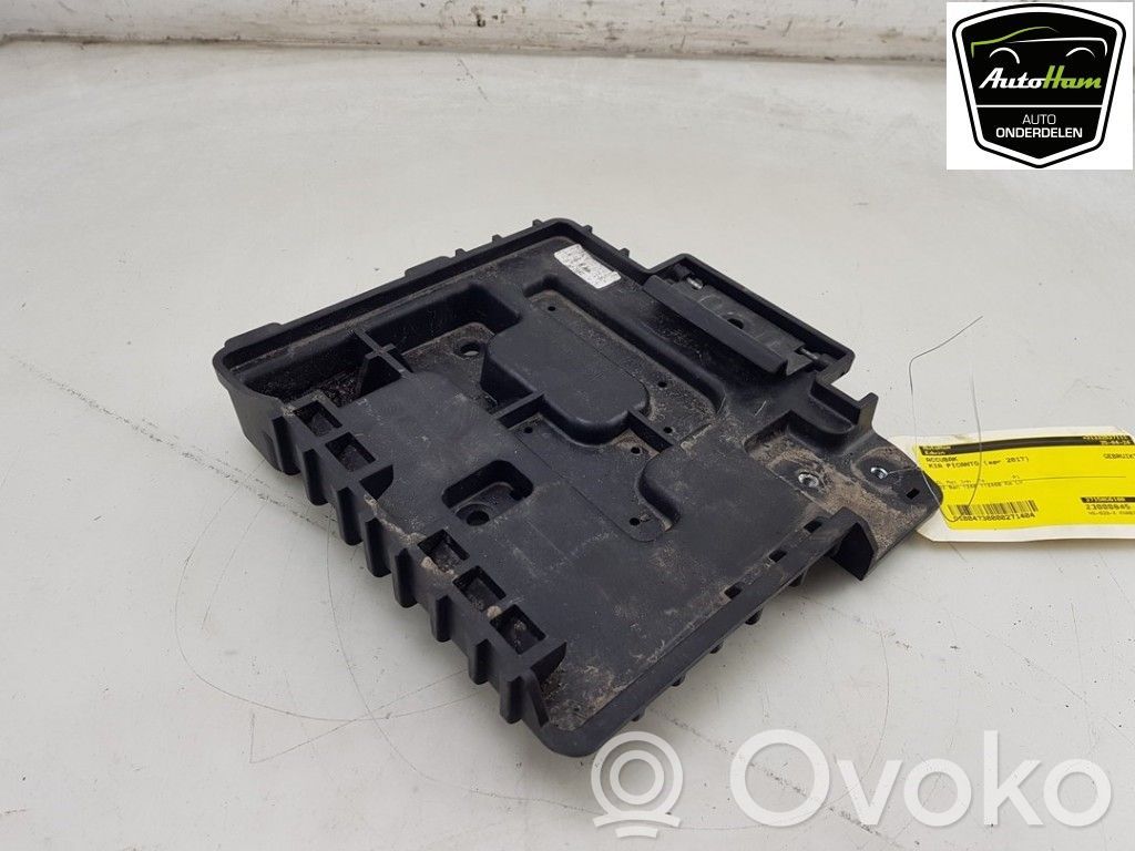 Akumuliatoriaus dėžė   37150G6100,37150G6100