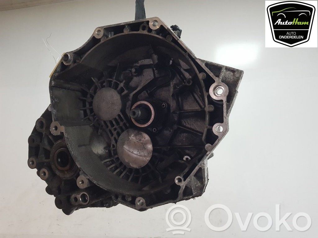 Opel Astra K Caja de cambios manual de 6 velocidades 