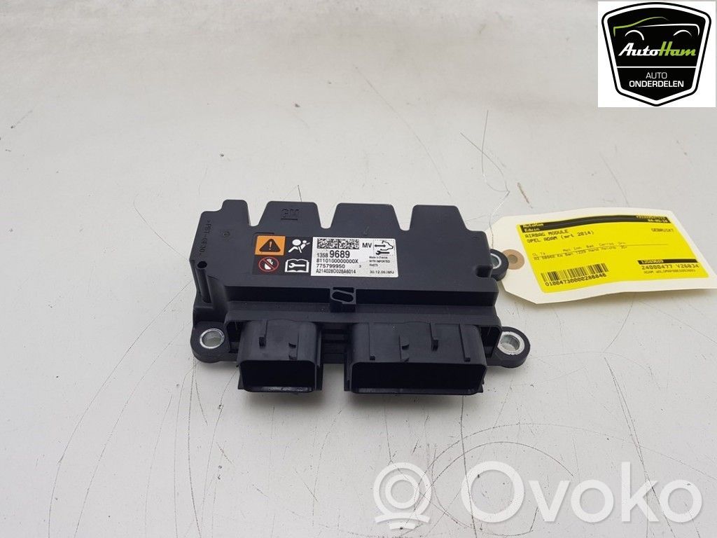 Airbag control unit/module   13589689,13589405,13589405,13589689