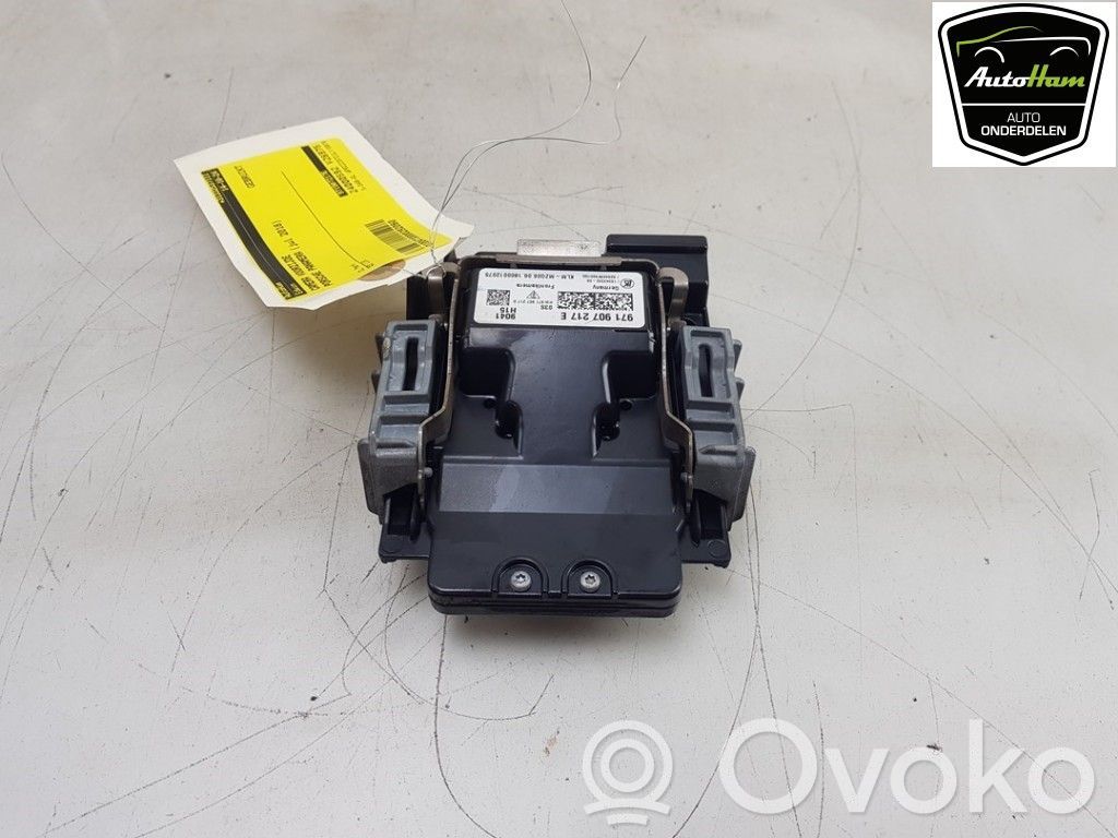 Porsche Panamera (971) Windshield/windscreen camera 