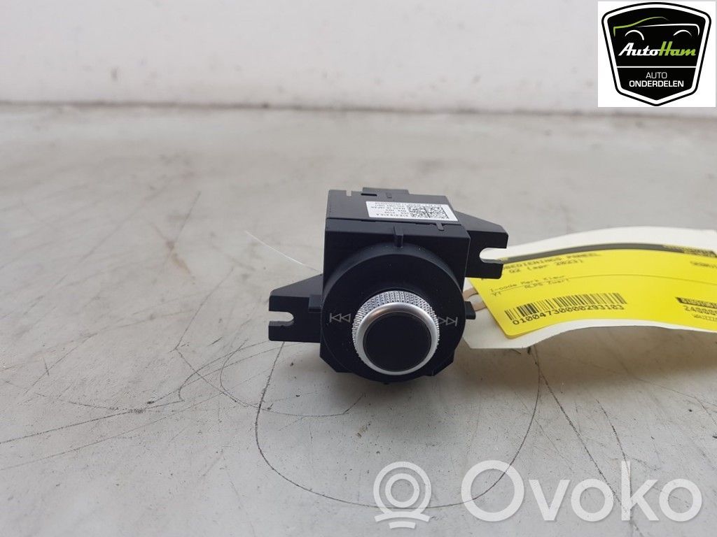 Audi Q2 - Sound control switch 