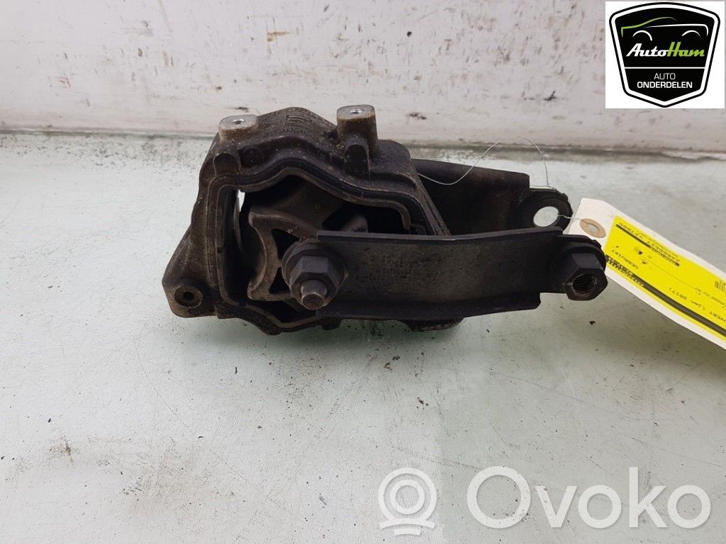 Land Rover Discovery Sport Engine mount bracket 