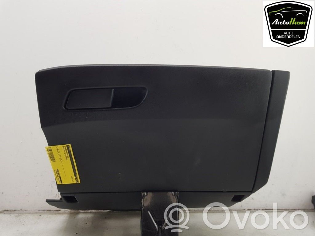 Audi A4 S4 B9 Guantera 