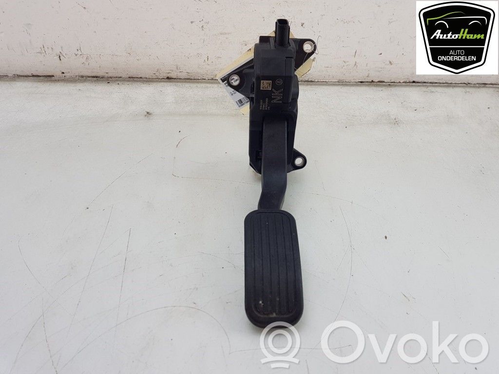 Toyota Corolla E210 E21 Akseleratora pedālis 