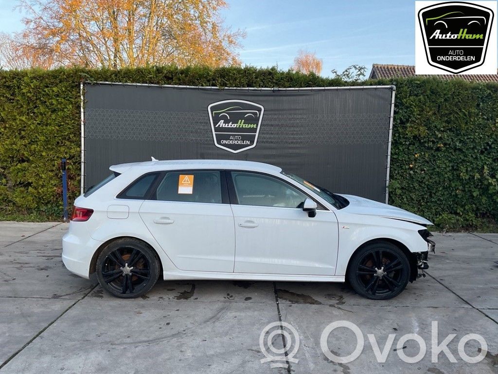 Audi A3 S3 8V Listón 